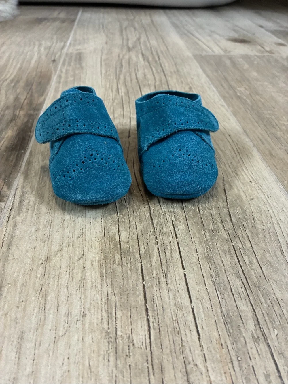 Teal Blue Suede Baby Crib Shoes Brogue Oxford Velcro Soft Sole Size 2